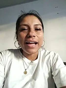 AngelicaStorms offline XXX-chat