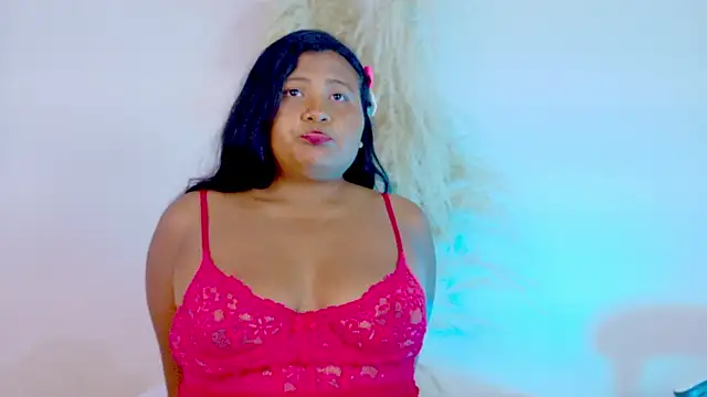 Onawa_ Chat XXX live