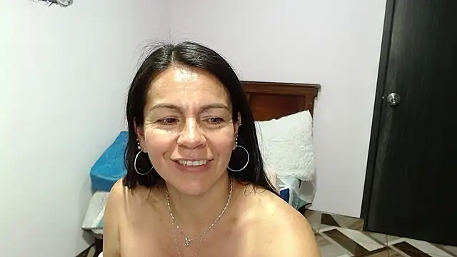 Chat XXX en directo de camilavargas_