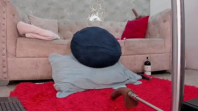 lilithst_ Adlı Modelin Canlı XXX Sohbeti