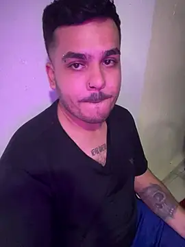 LatinBearX Pertunjukan Webcam
