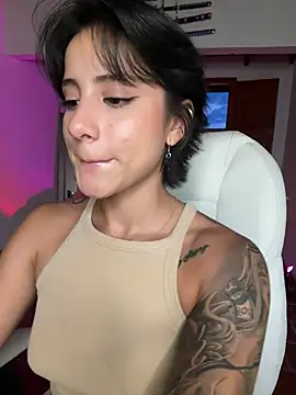 Chat XXX en directo de Ale_Lewis
