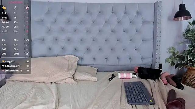Monika-Ruiz's Live XXX Chat