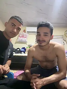 XXX chat uživo modela Rude_boys