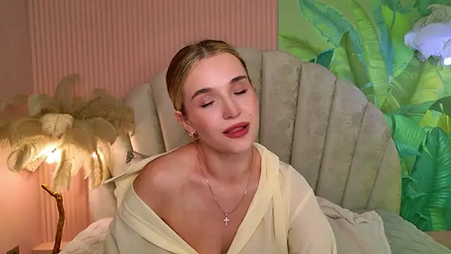 Lina_Sinerz Live XXX-chat