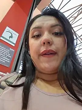 Chatroom XXX en direct de Sophie-hatter