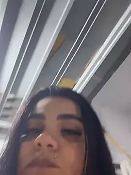 Show de MorenaCariok na webcam