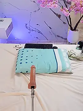 XXX chat uživo modela BrianaHazel
