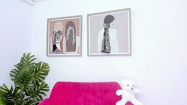 niia7 Adlı Modelin Canlı XXX Sohbeti