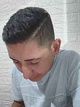 Chat XXX en directo de Tiger_cryad