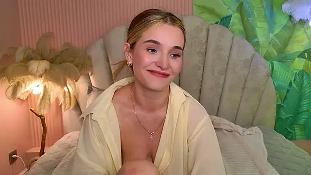 Lina_SinerzのライブXXXチャット