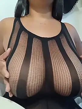 lia_mariana 现场XXX聊天