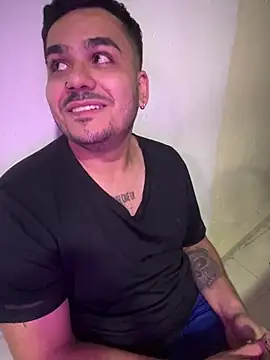LatinBearX – Live XXX-chat