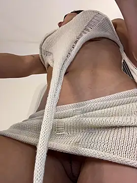 Pertunjukan Kamera Web LAURA_VANESA