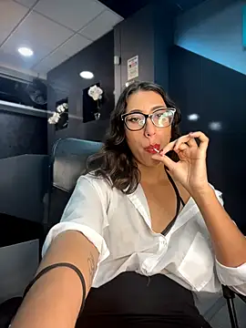 Chat XXX ao vivo de LacyLureXXX