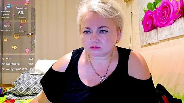 Viki100paradise's Live XXX Chat