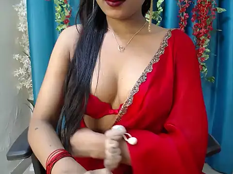 Naughtyy_Ranii01's Live XXX Chat
