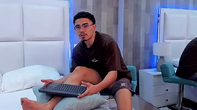 JadenJake Webcamshow