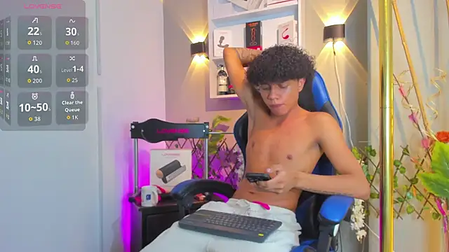 Chat +18 de _taylor_black ao vivo
