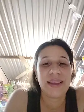 Chat +18 de MIA-LARIOS ao vivo