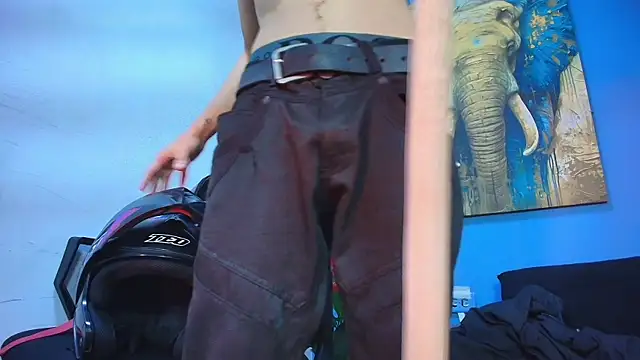 justin_twink20's Live XXX Chat