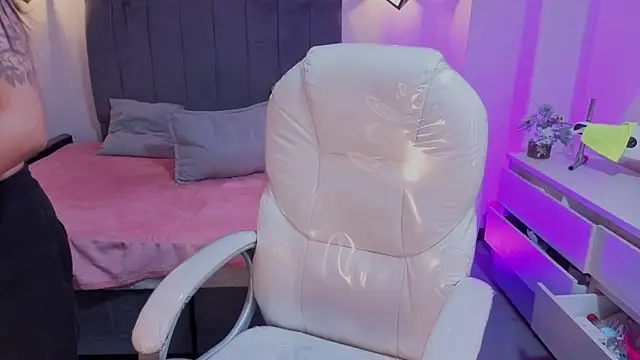 iam_sofiia's Live XXX Chat
