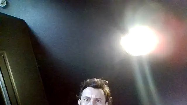 Mikecloudyhawk XXX чат на живо