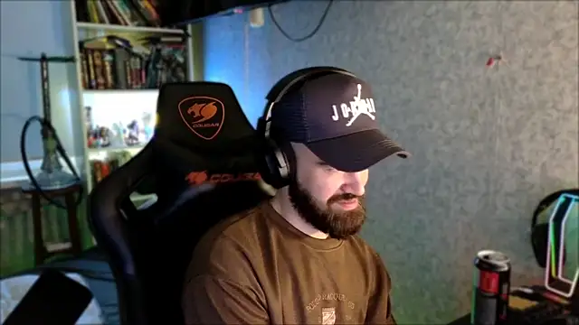 Chat +18 de _Serious_Man ao vivo
