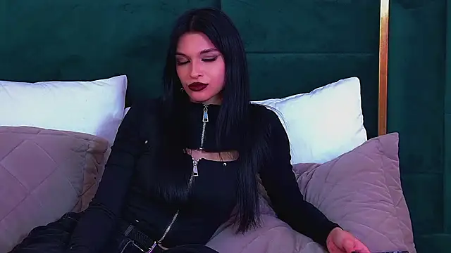 Chat +18 de BeverlyMost ao vivo