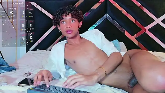 Онлайн чат XXX Aaron_Wiinter