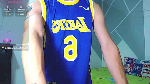 ADAM_HOT's Webcam Show