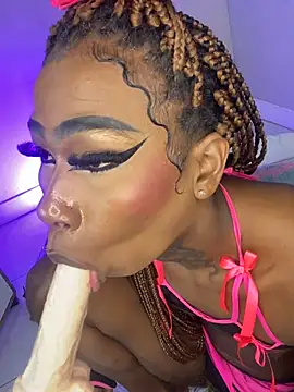 Czat XXX na żywo – Sheinny_brown1