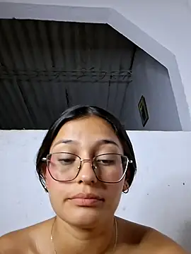 Ary-18 live XXX chat