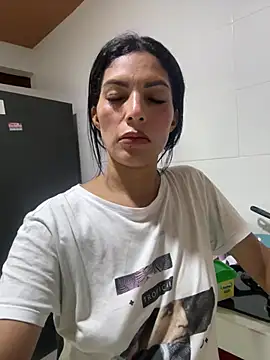 AlisSon__hot 现场XXX聊天