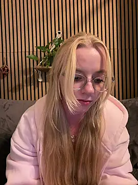 Chatroom XXX en direct de LinaLeana