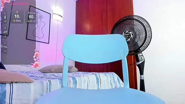 Laaura-Velez Chat XXX in diretta