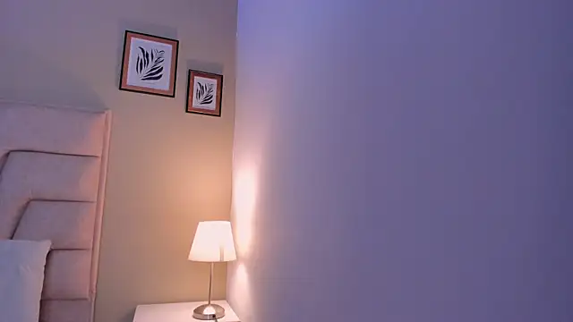 nova_silk élő XXX-chatje