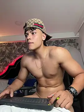 Chat +18 de DilanMiller_ ao vivo