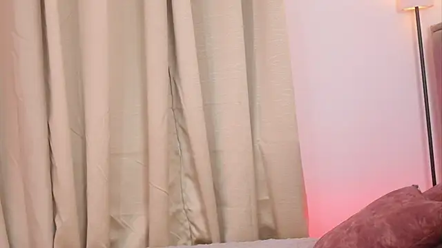 Miajax_ Live XXX-chat