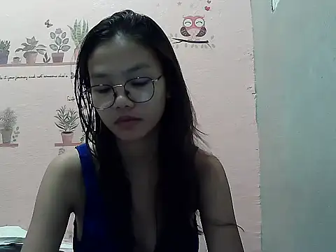 ClassyCrushpinay's Live XXX Chat