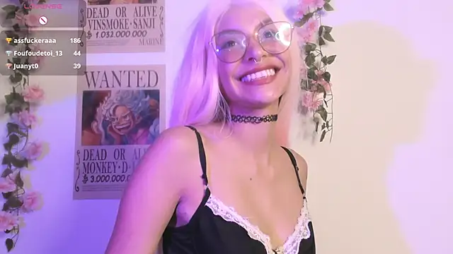 Chat +18 de Luna-Chann ao vivo