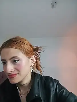 Chat +18 de EliMonroe ao vivo