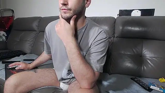 Živý XXX chat CrazyDom1