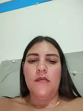 Chat XXX en directo de Mia_Hampton