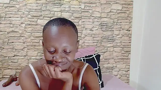 EbonyOlive69's Live XXX Chat