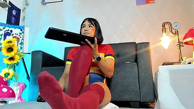 Chat +18 de Alaia_Love77 ao vivo