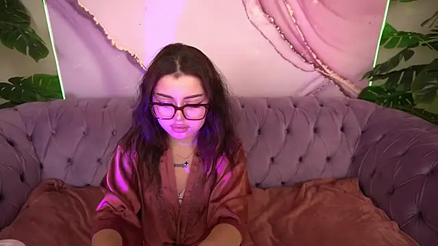 SinfulKittenn's Live XXX Chat