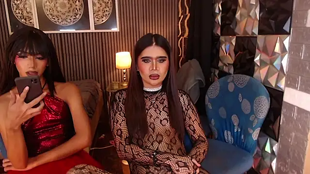 AudreyMilesTrans Adlı Modelin Canlı XXX Sohbeti