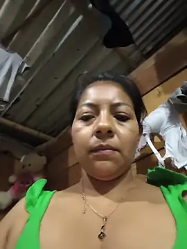 Chat +18 de Tamaraxxx_hot ao vivo