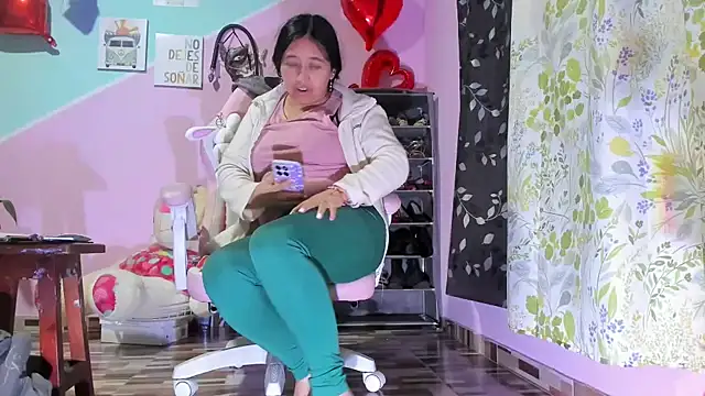 gaticahot's Live XXX Chat